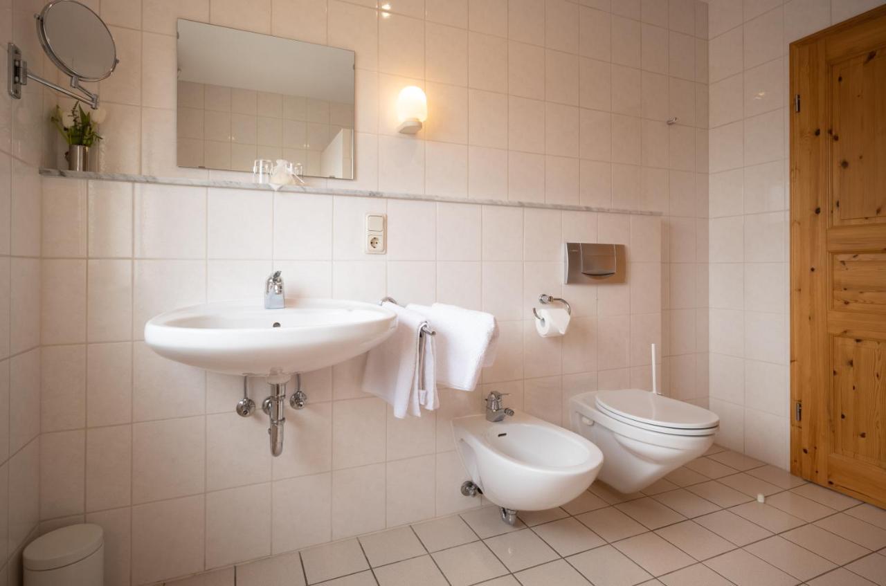 Gaestehaus Heintz Merzig Bagian luar foto